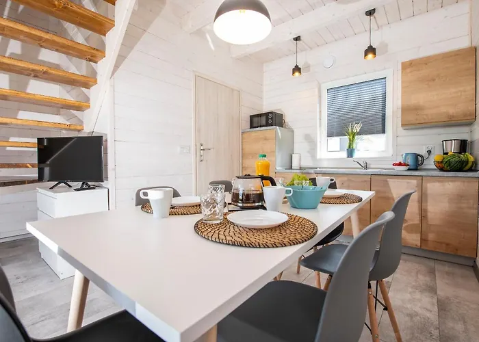 Moderno グジボボ