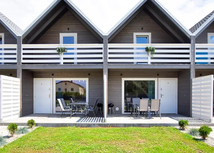 Moderno グジボボ