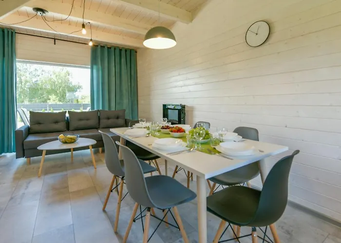 別荘 Moderno グジボボ